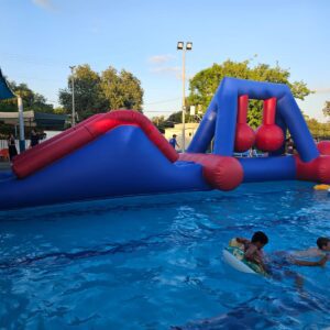 ווייפאאוט כדורים ומגלשה , אורך 16 מ', רוחב 4.5 מ', גובה 5 מ', משקל 130 ק"ג, WG 70010115, - Wipeout Inflatable with Balls and Slide, Length 16 m, Width 4.5 m, Height 5 m, Weight 130 kg, Catalog No. WG 70010115