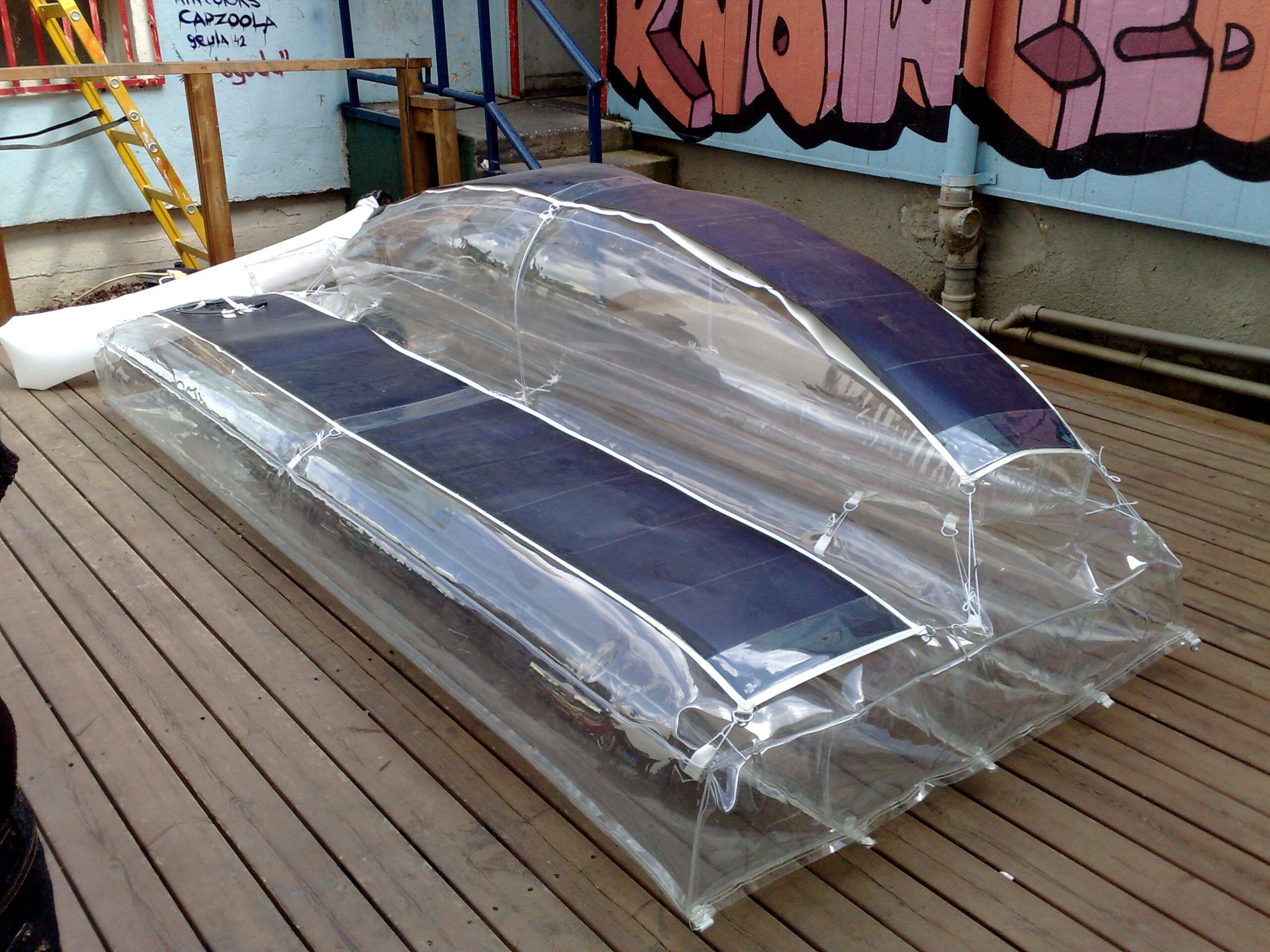 Solstice Infloatable Panels Inflatable Structure with Solar Panels | מימד נוסף